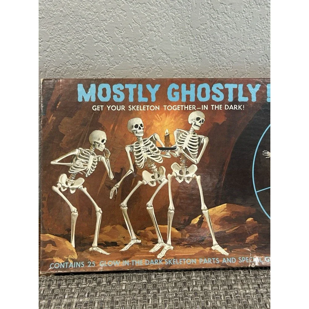 Caravan Mostly Ghostly Glow Skeleton Horror Board Game 1975 Boxed Complete